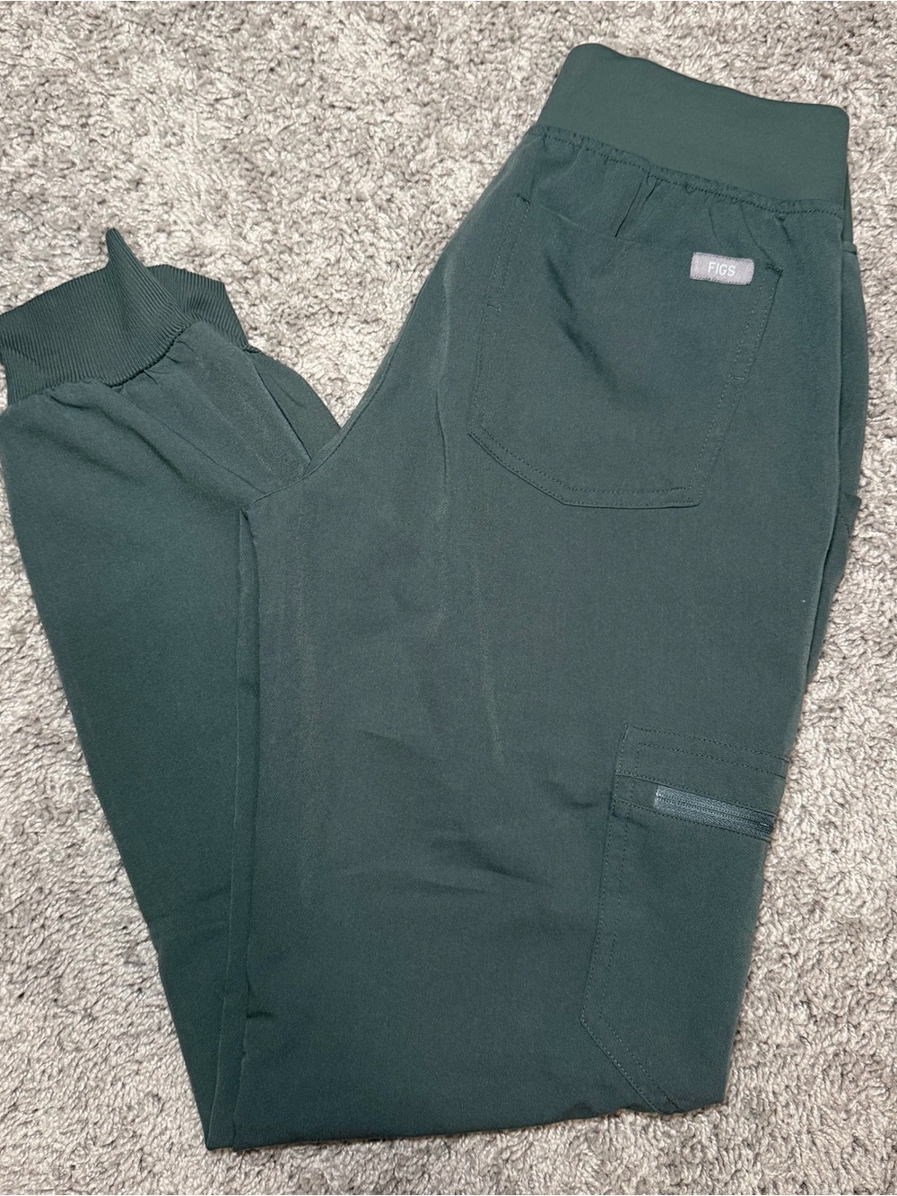Figs Women’s Bonsai Zamora - Jogger Scrub Pants - Picture 2 of 7